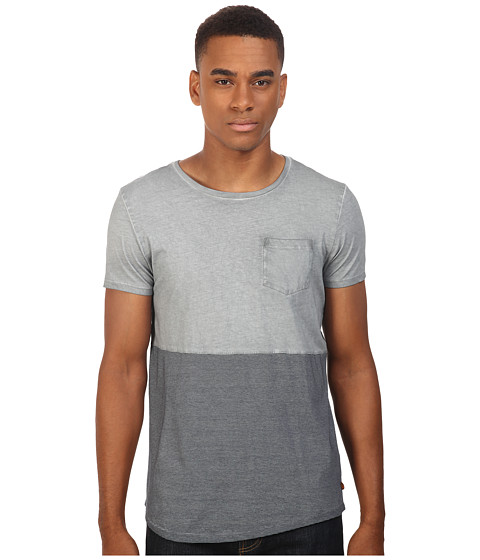 Scotch & Soda Oil-Washed Crew Neck Tee in Jersey Quality with Chest Pocket 