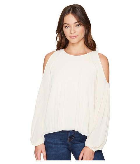 ROMEO & JULIET COUTURE Cold Shoulder Pleated Top 
