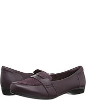 Clarks - Kinzie Willow