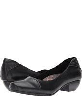 Taos Footwear - Debut